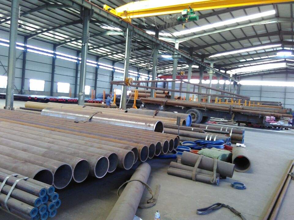 石油裂化管發(fā)貨