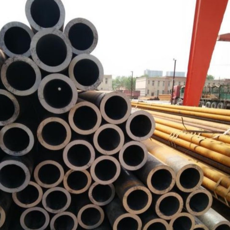 管線鋼管庫(kù)存